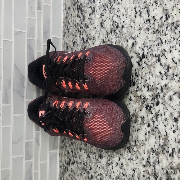 Black Lava Glow Nike Zoom All Out Low Running Shoes sz 10 - 878671-002 sneakers - Picture 2 of 6